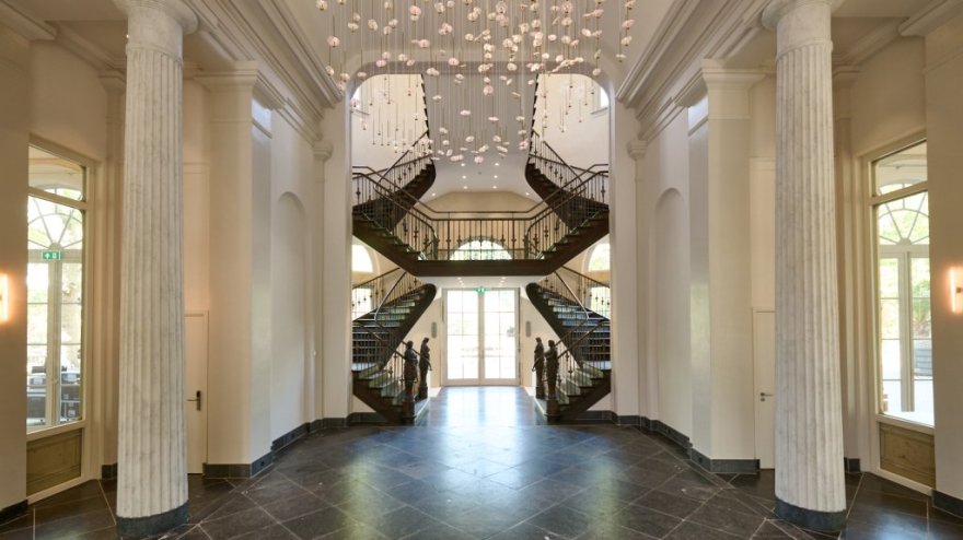 Natura Artis Magistra